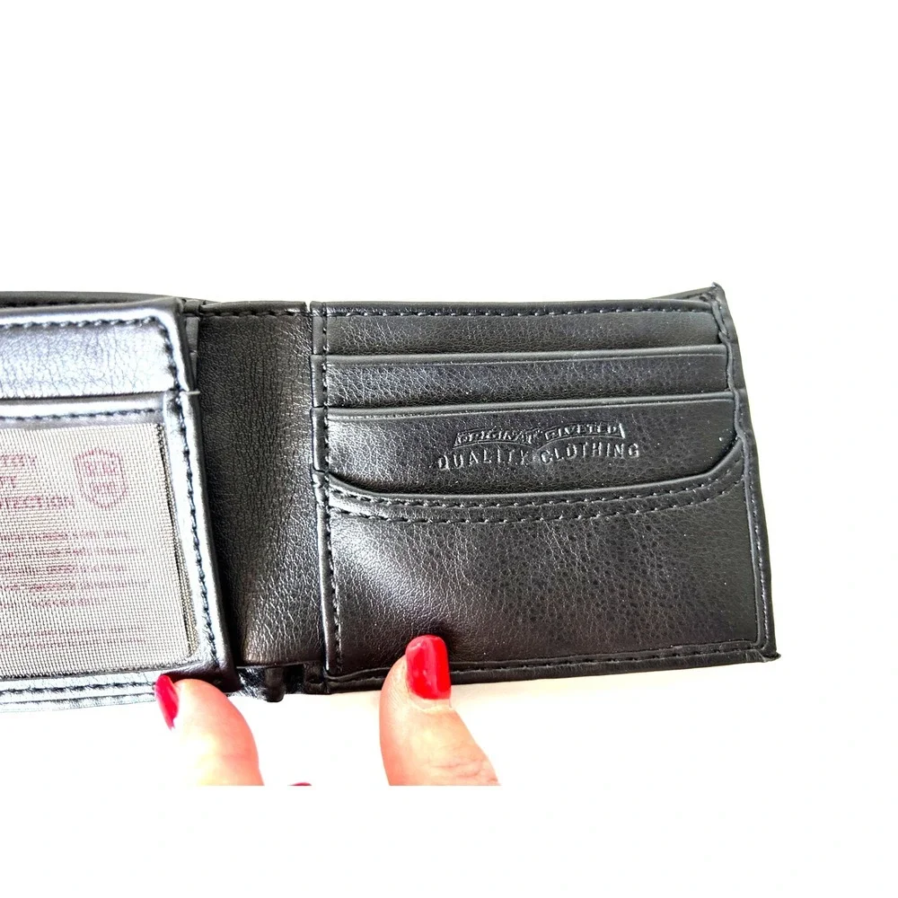 New Levi's Men's Black Leather Bifold Wallet RFID Blocking ID Window Pocket Book